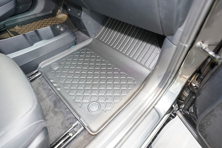 Actual product image Aristar All-weather floor mats for Kia EV6 from 2021 (1 set of 4 floor mats)