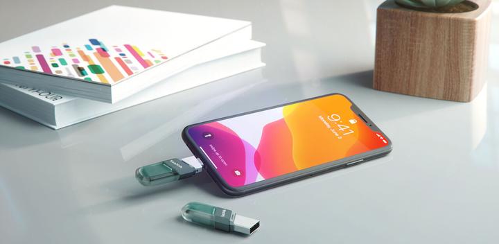 Produktbild SANDISK iXpand Flash Drive Flip (64 GB, Micro USB-B, USB-A)