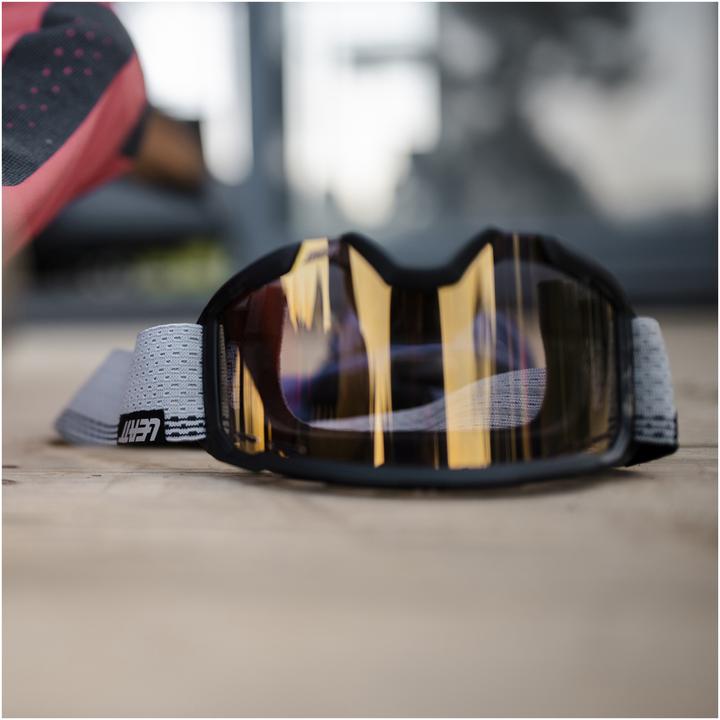 Actual product image Leatt Velocity 4.0 MTB X-Flow Iriz Fahrradbrille (Black, Bronze)