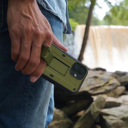 Produktbild Supcase UB Pro iPhone 17 Hülle - Grün (Apple iPhone 17)