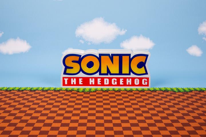 Actual product image Fizz Creations Sonic The Hedgehog Logo Light