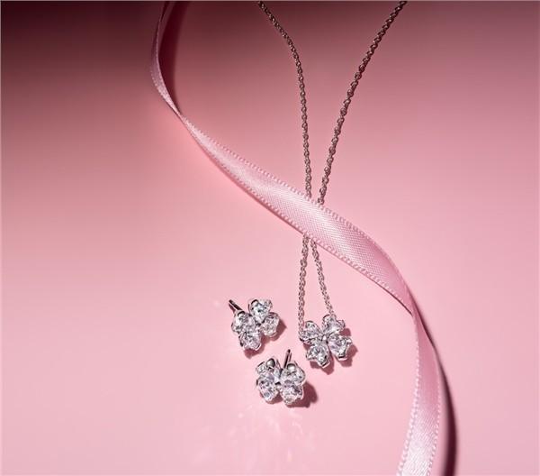 Immagine prodotto Pandora Sparkling Lucky Clover Stud Earrings (Argento 925, Sterling silver)