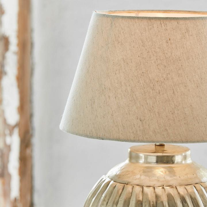 Produktbild Loberon Tischlampe Lillemor antiksilber/creme (E27)