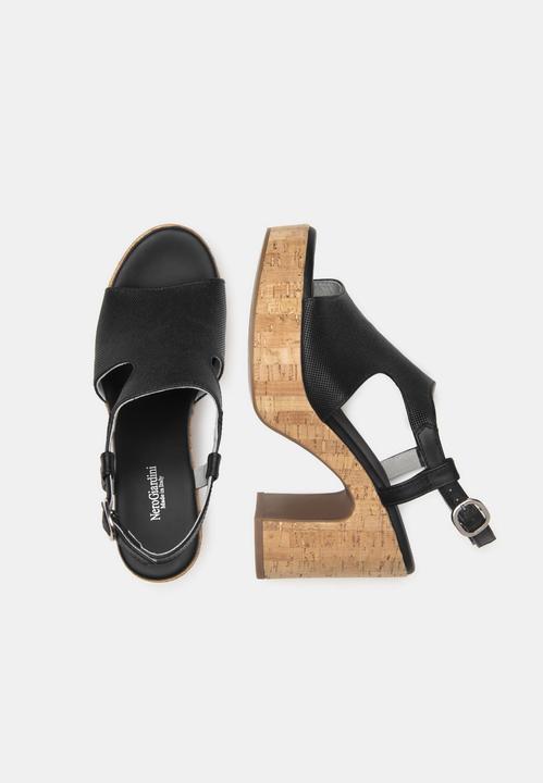 Actual product image Nero Giardini Sandalen (37)