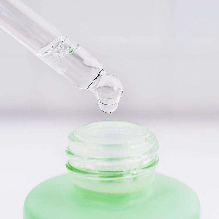 Actual product image Âme pure Retinol Vitamin C Serum Youthful Radiant Complexion Natural Glow (30 ml)