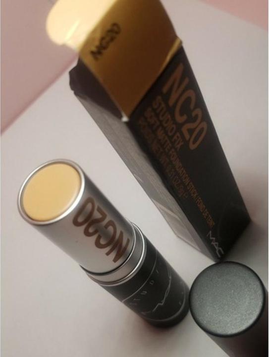 Immagine prodotto MAC Cosmetics Studio Fix Soft Matte Foundation Stick (NC20)