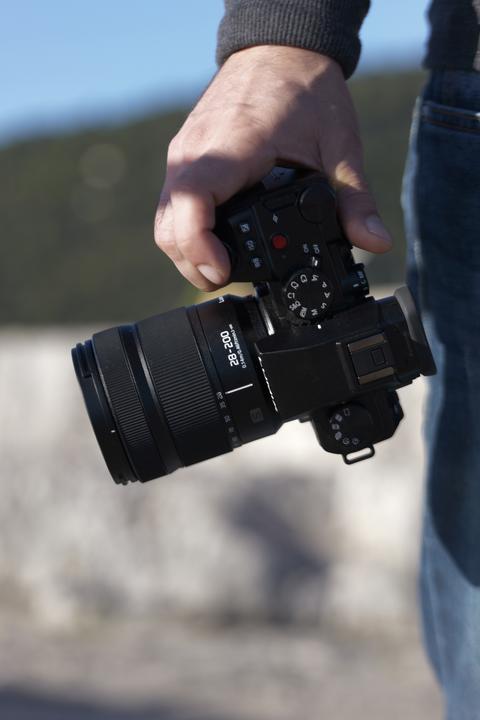 Image du produit Panasonic Lumix S 28-200mm f/4- 7.1 Macro (Monture L, Plein format)