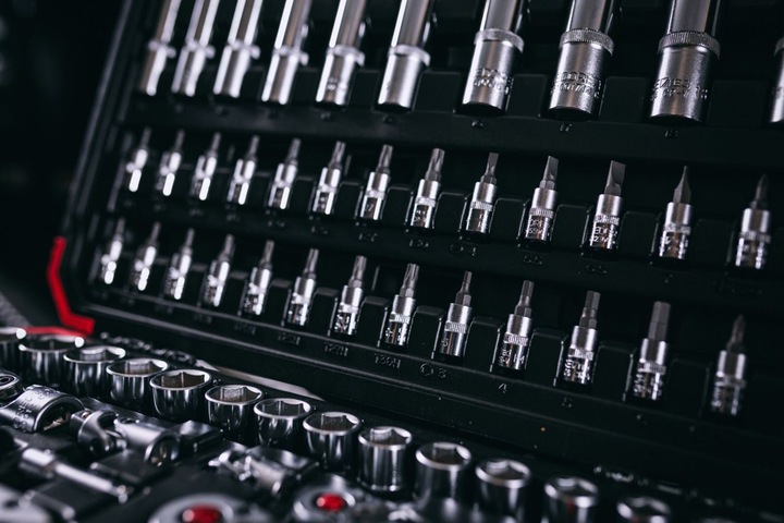 Actual product image Gedore Red red Socket set, 172-piece, With reversible ratchet, ratchets, sockets and bit set (20 mm, 10 mm, 8 mm, 9 mm, 30 mm, 27 mm, 15 mm, 25 mm)