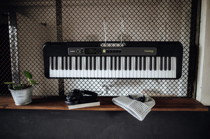 Produktbild Casio LK-S250 (61 Tasten)