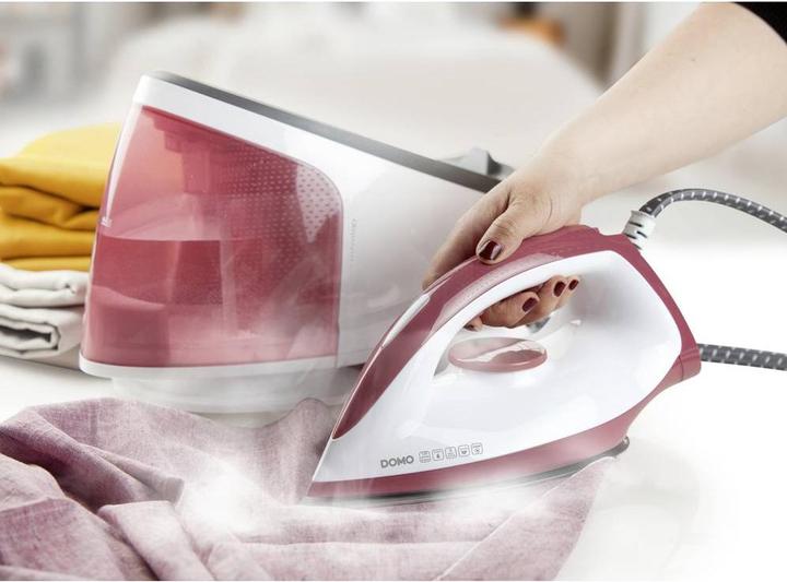 Actual product image Domo DO7114S Steam Ironing Station 2200W Pink, White (2200 W, 120 g/min)