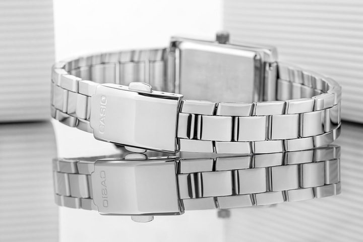 Actual product image Casio Ladies' watch LTP-1234DD-7ADF + BOX