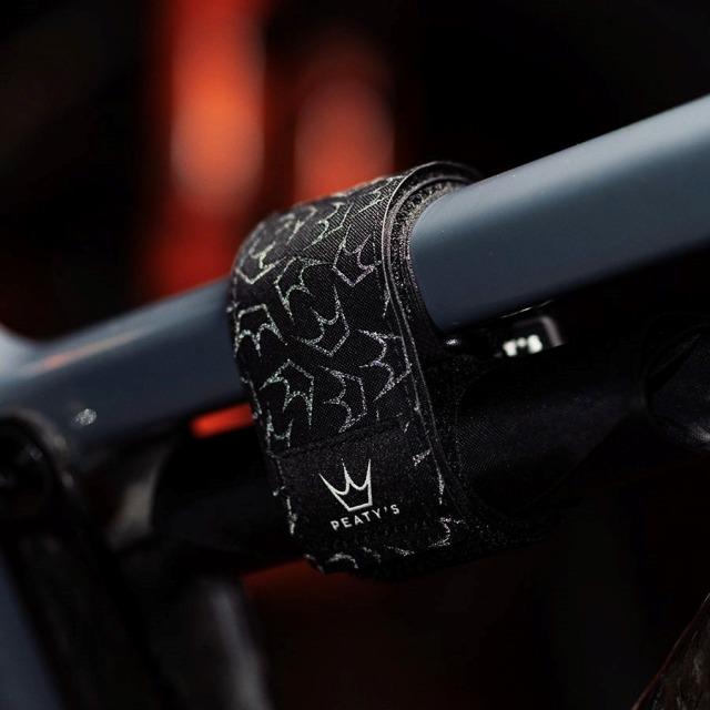 Produktbild Peaty's HoldFast Trail Tool Wrap - Moss Green (Rahmentasche)