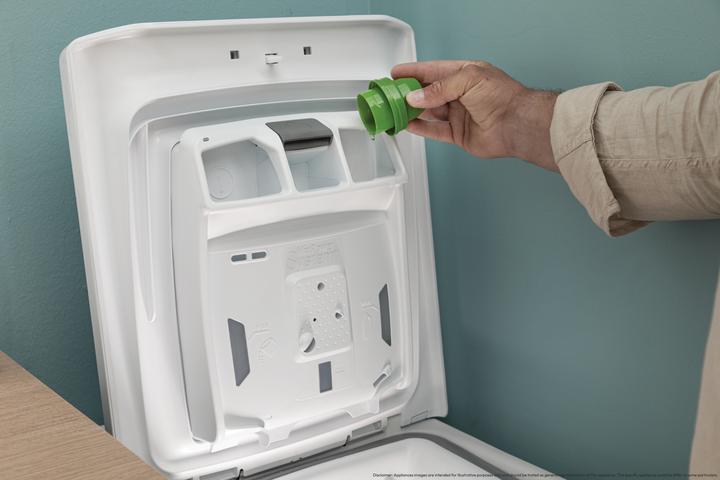 Actual product image Candy TCA483D2-S (8 kg, Downwards)