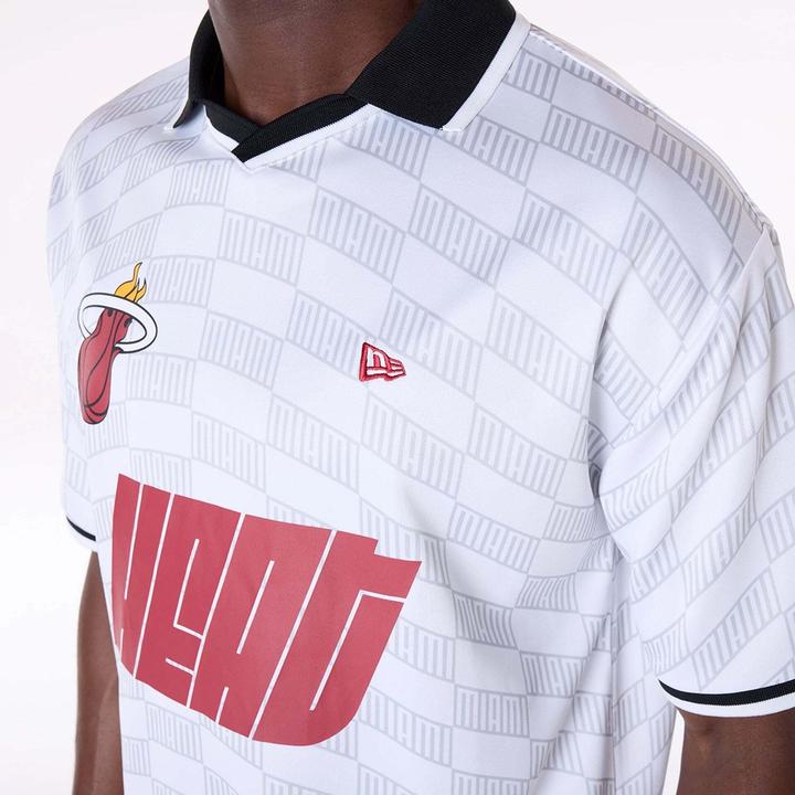 Image du produit New Era T-shirt Oversize Miami Heat Soccer (S)