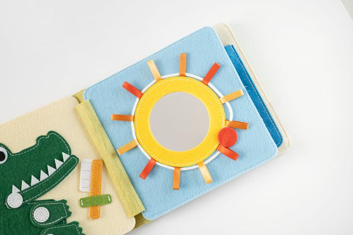 Immagine prodotto Birnelino Mini libro di feltro - L'orso e il pallone ad aria calda