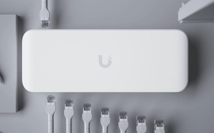 Actual product image Ubiquiti Ultra 60W (8 ports)