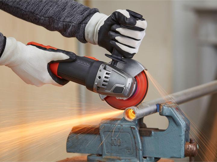 Actual product image Black & Decker Angle grinder BEG220K (125 mm)