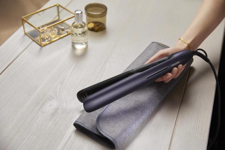 Actual product image Philips 7000 Series