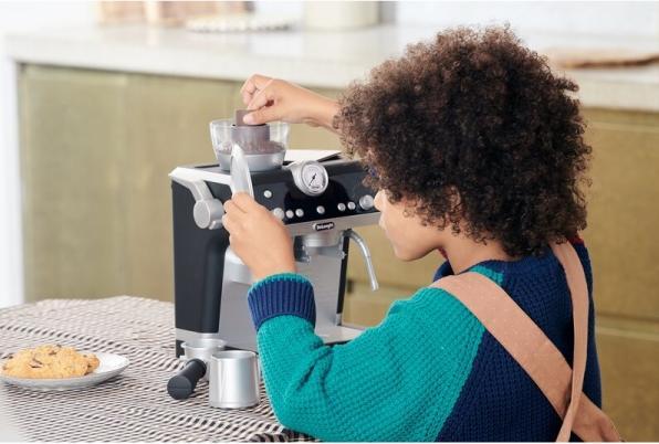 Immagine prodotto Casdon Caffettiera DeLonghi La Specialista