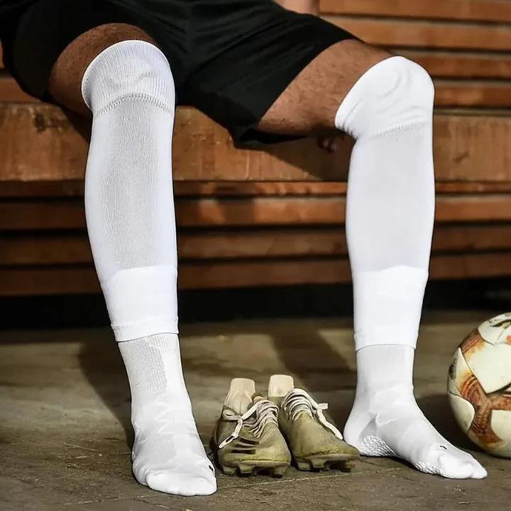 Image du produit NovoSoxx Fussballstulpen und Socken Grösse 36-41 Weiss Set Tubxx und GripSoxx (36 - 41)