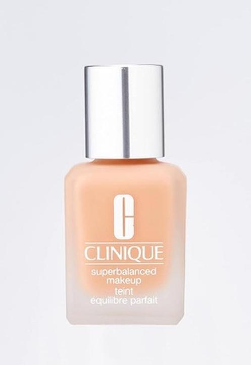 Actual product image Clinique superbalanced 12 honey beige (12 - Honey Beige)