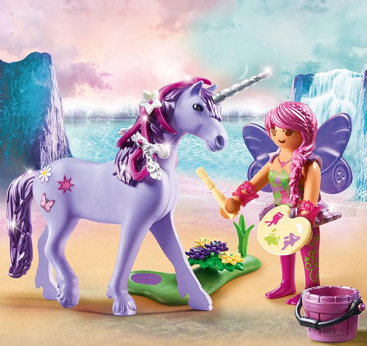 Actual product image Playmobil Unicorn with Decorating Fairy (70657)