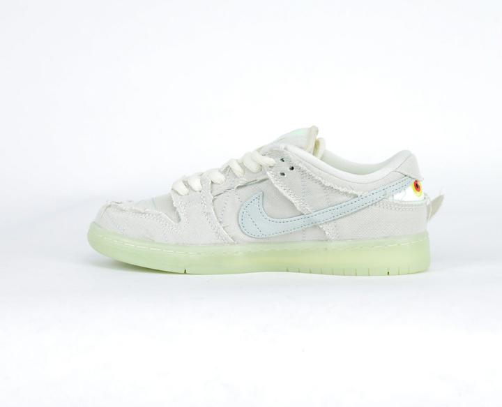 Image du produit Nike Dunk Low Pro (39)