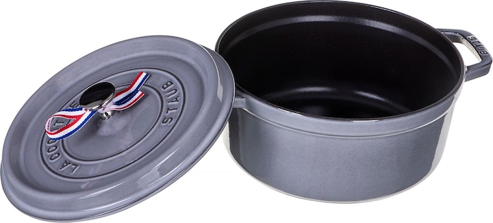Actual product image Staub Cocotte (24 cm, Casserole + Stewpot, Cast iron)