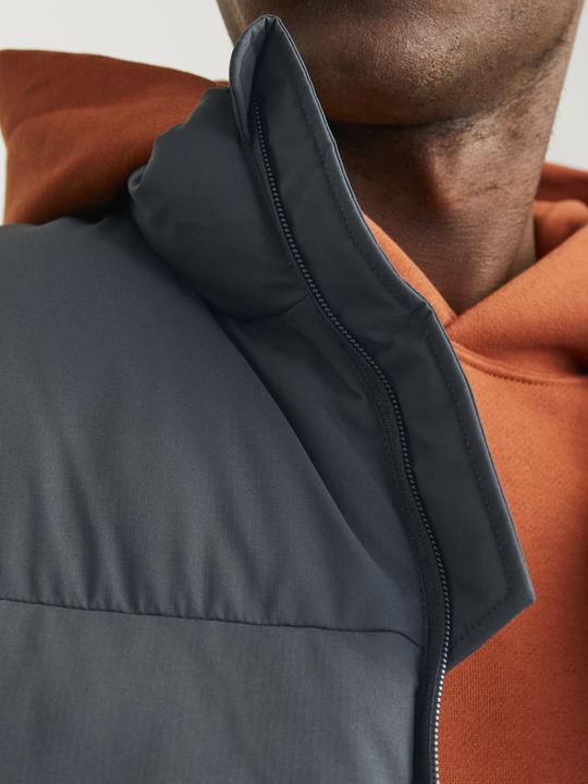 Immagine prodotto Jack & Jones Jorvesterbro Bodywarmer Aw24 Sn (S)