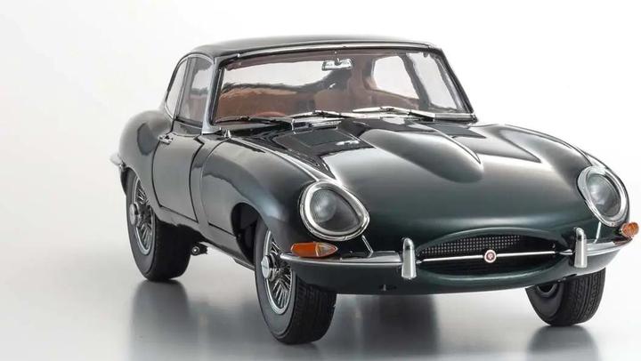 Produktbild Kyosho Sportwagen Jaguar E-Type 3.8 l Coupe MK1, Grün 1:18