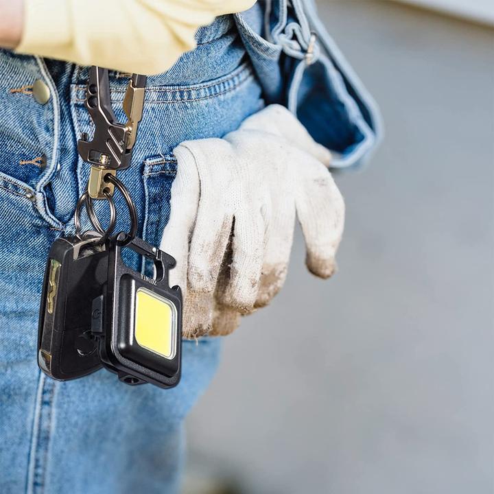 Actual product image ProPlus Schlüsselanhänger mit wiederaufladbarem COB-Licht