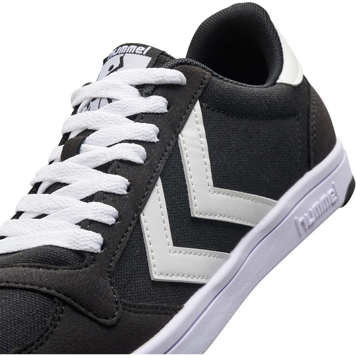 Actual product image hummel Stadil Light Canvas (38)