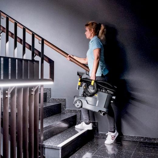 Produktbild Kärcher Sprühextraktionsgerät Puzzi 8/1