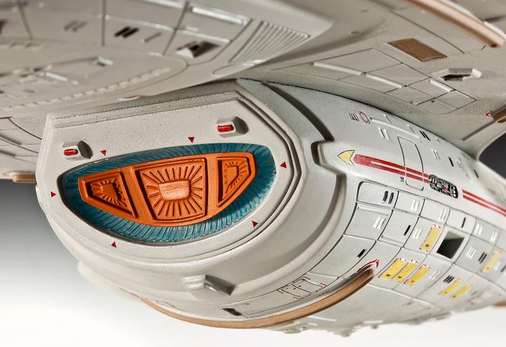 Produktbild Revell U.S.S. Voyager