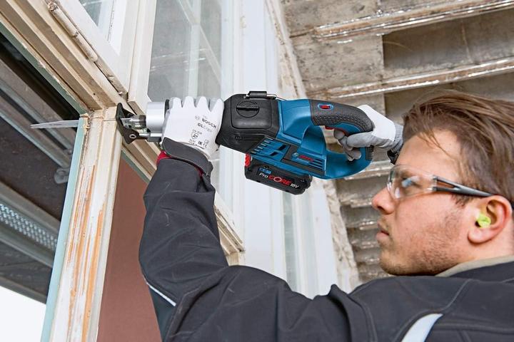 Actual product image Bosch Professional GSA 18V-32