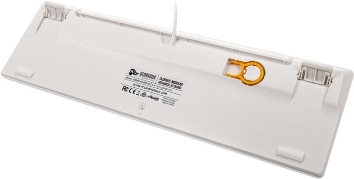 Actual product image Glorious PC Gaming Race PC Gaming Race GMMK Full Size White Ice Edition - Gateron-Brown, USA-Layout (USA, Cable)