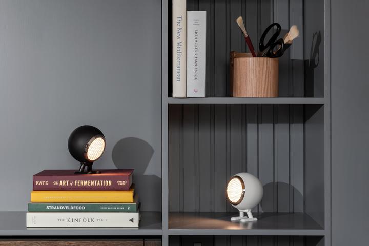 Image du produit Mr. Wattson Norbitt Rechargeable LED Lamp, black