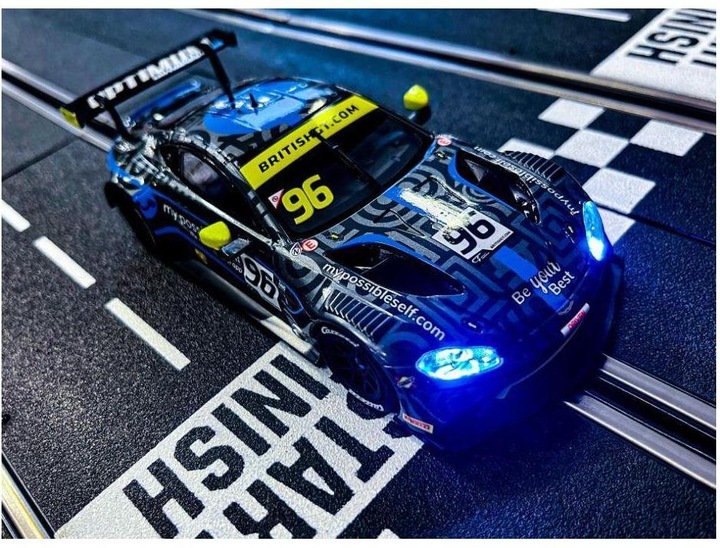 Productafbeelding Carrera Aston Martin Vantage GT3