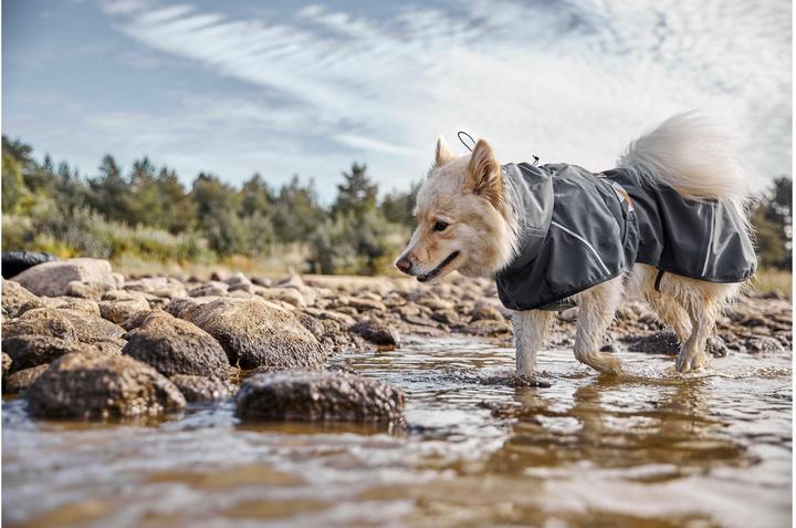Actual product image Hurtta Mackintosh Mudventure Eco dark grey, 30 cm (Dog raincoat)