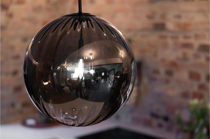 Image du produit Markslöjd Fengari 1 Lampe à suspendre Matt Black/Smoke (E14)