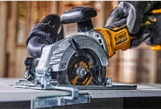 Produktbild DeWalt 54 Volt FLEXVOLT AkkuTrennschleifer (230 mm) Basisversion (Exzenterschleifer, 750 W)