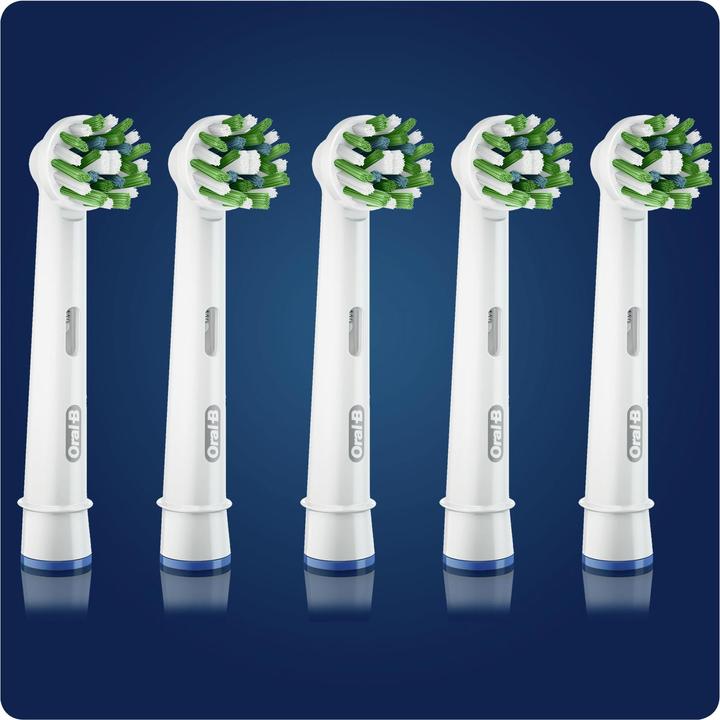 Produktbild Oral-B CrossAction (5 x)