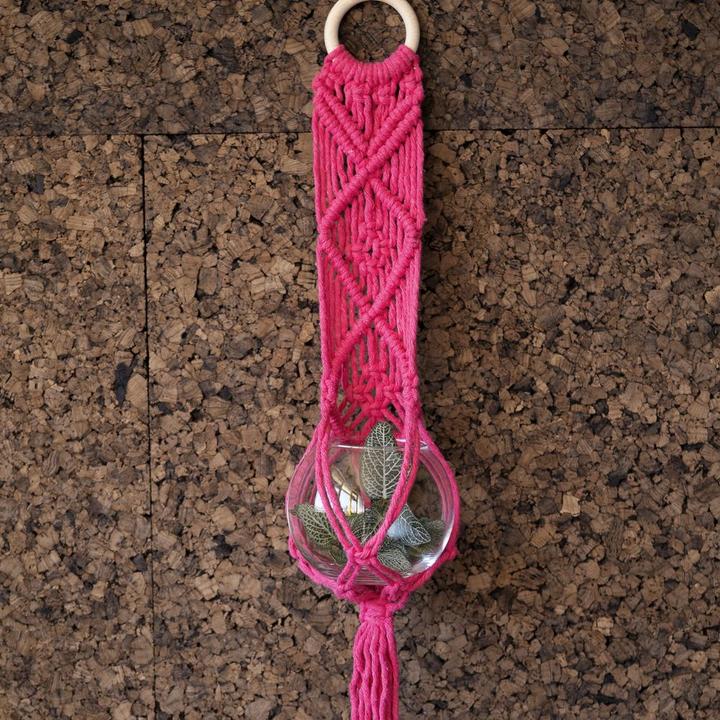 Actual product image Hoooked Craft set macramé flower hanging basket Bali coral