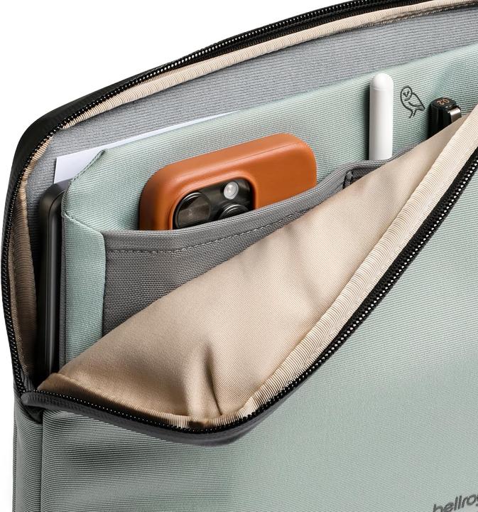 Actual product image Bellroy Laptoptasche (16")