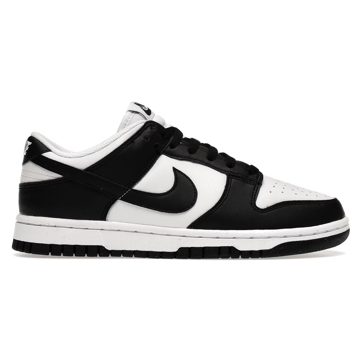 Nike, Vrouwen, Sneakers, Damessneakers Wmns Dunk Low Nn, Wit, Zwart, (43)