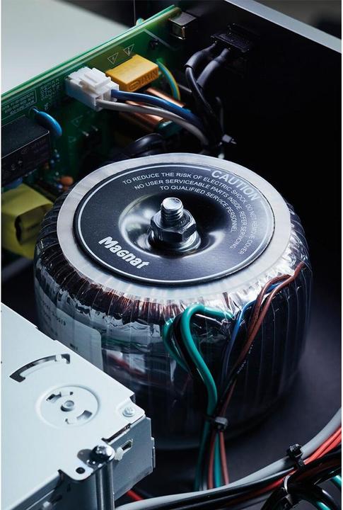 Actual product image Magnat MC 400 (CD Network Receiver)