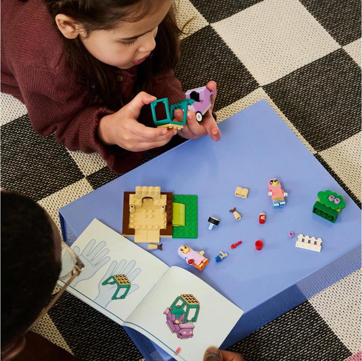 Produktbild LEGO Omas mit Bingo und Bluey (LEGO Bluey)