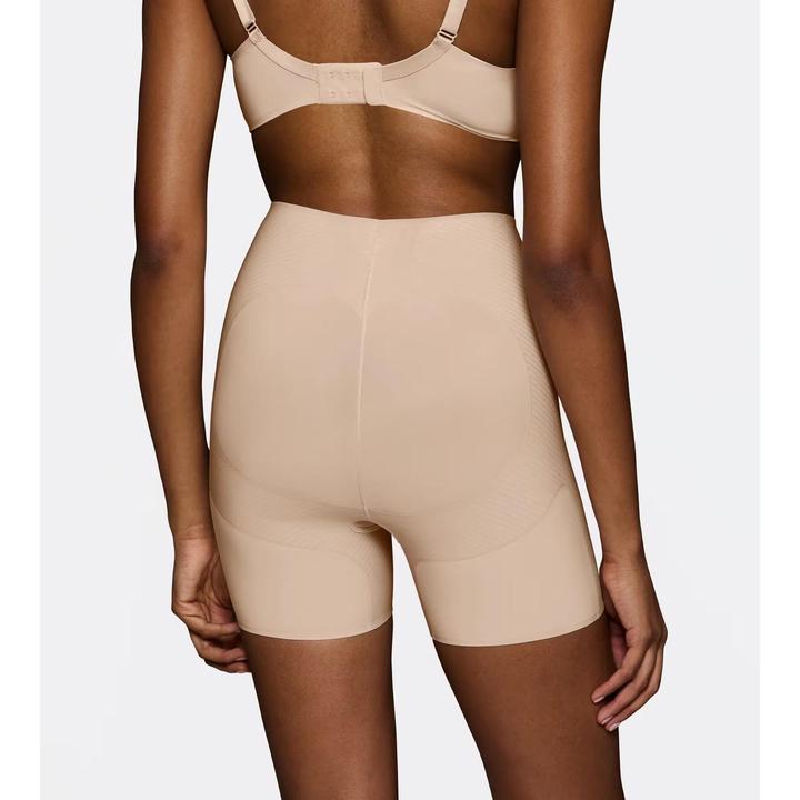 Produktbild Triumph Illusion Curve figurformende Short (S, Einzelpack)