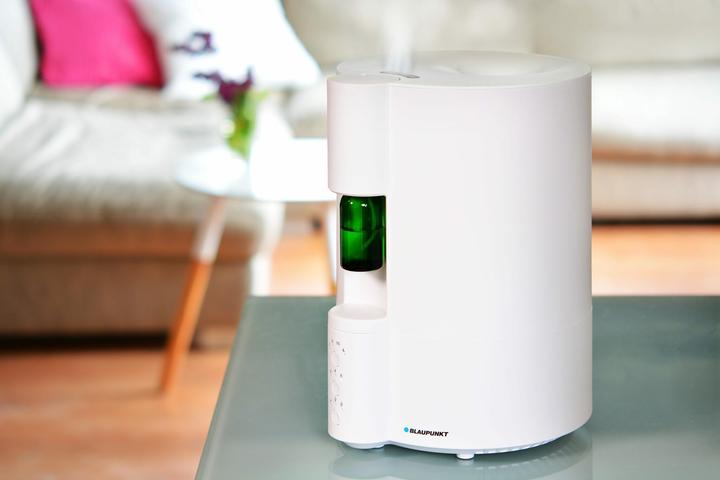 Actual product image Blaupunkt Humidifier with fragrance diffuser model AHA501 (20 m²)