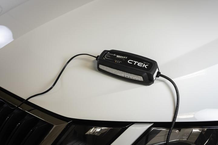 Actual product image Ctek Bumper 60